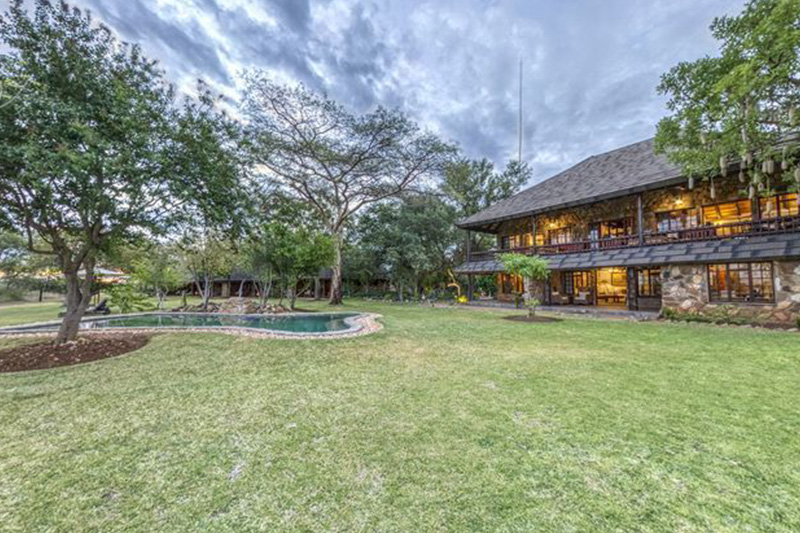 Klaserie-Lodges-and-Camps-Nzumba-Lodge